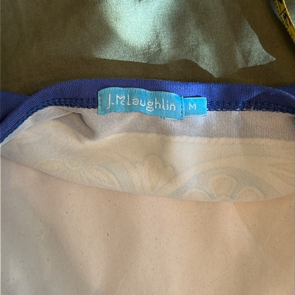 J. McLaughlin Blue Abstract Patterned Short Sleeve Stretch Knit Top Casual - Picture 3 of 4